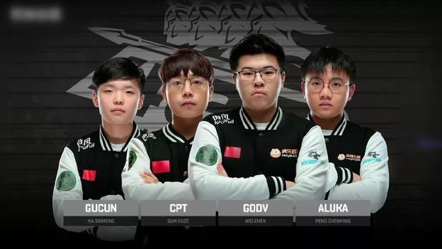 的差距在于 的差距在于